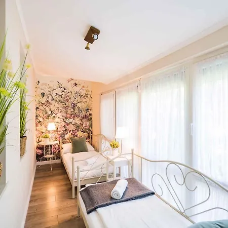 In Siofok/balaton 19925 Apartment *
